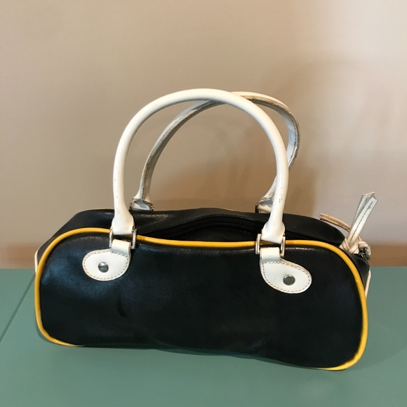 Handbag - Picture 2 of 2